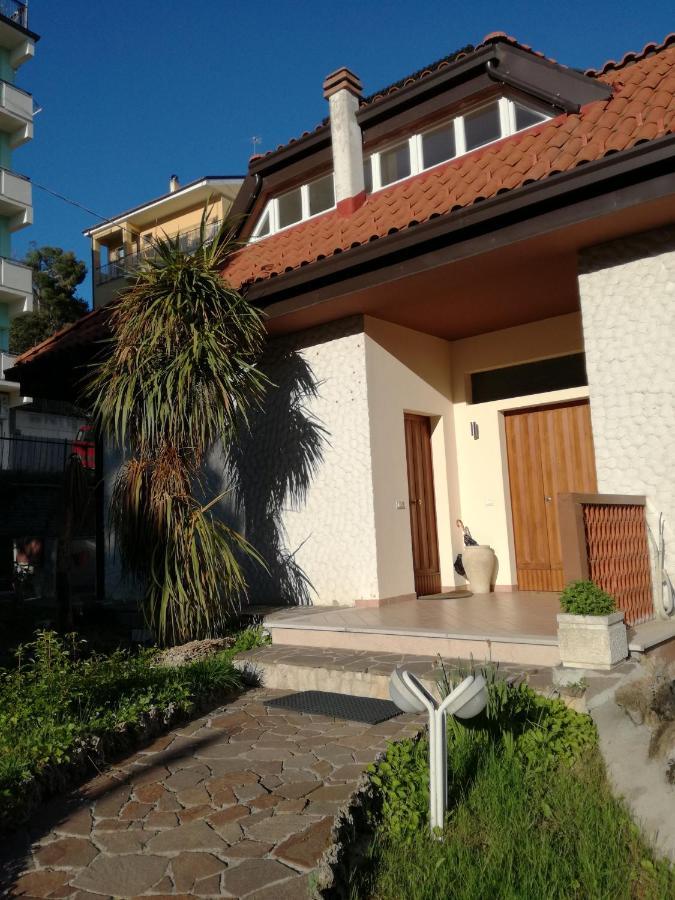 Fonte Nuova Penne住宿加早餐旅馆 外观 照片